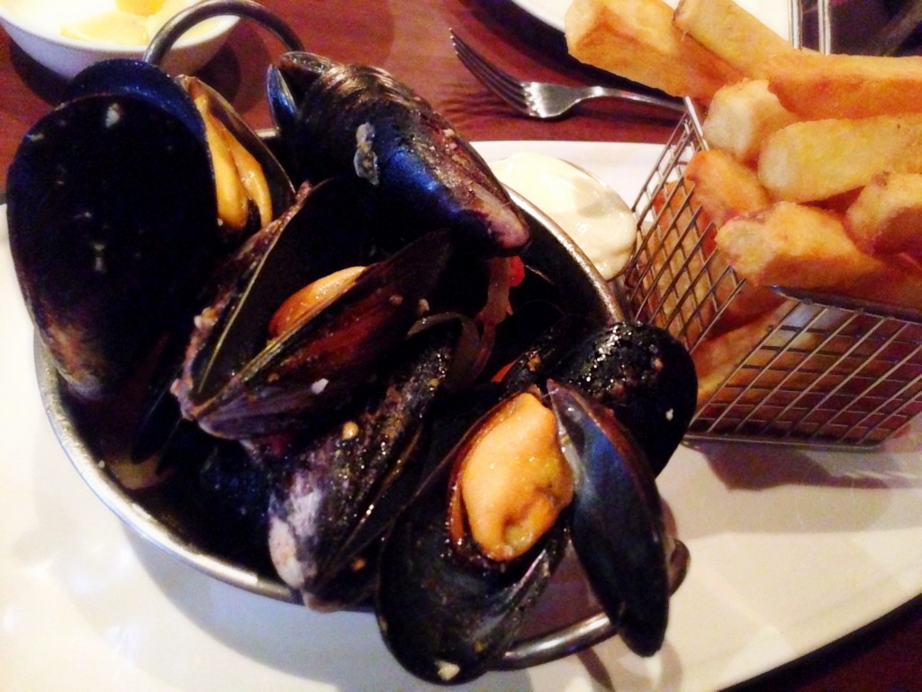 Mussels and Fries @Cork and Fin