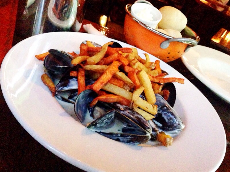 mussels night @ twisted fork bistro