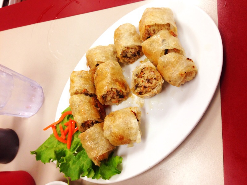 spring rolls @ au petit cafe