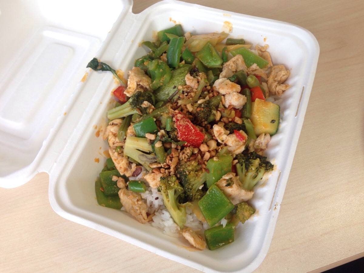 red curry chicken @ super thai food truck