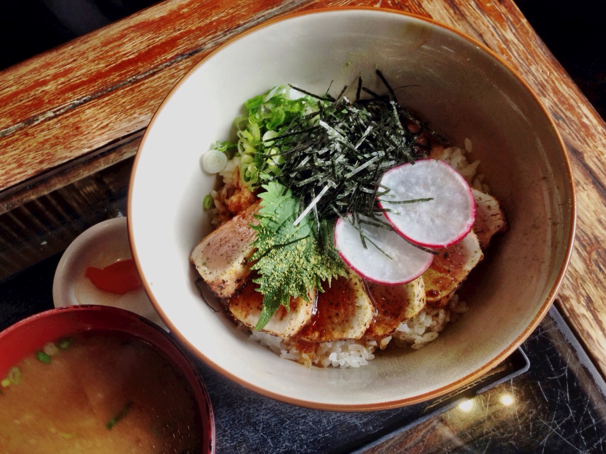 TUNA STEAK & TORORO BOWL