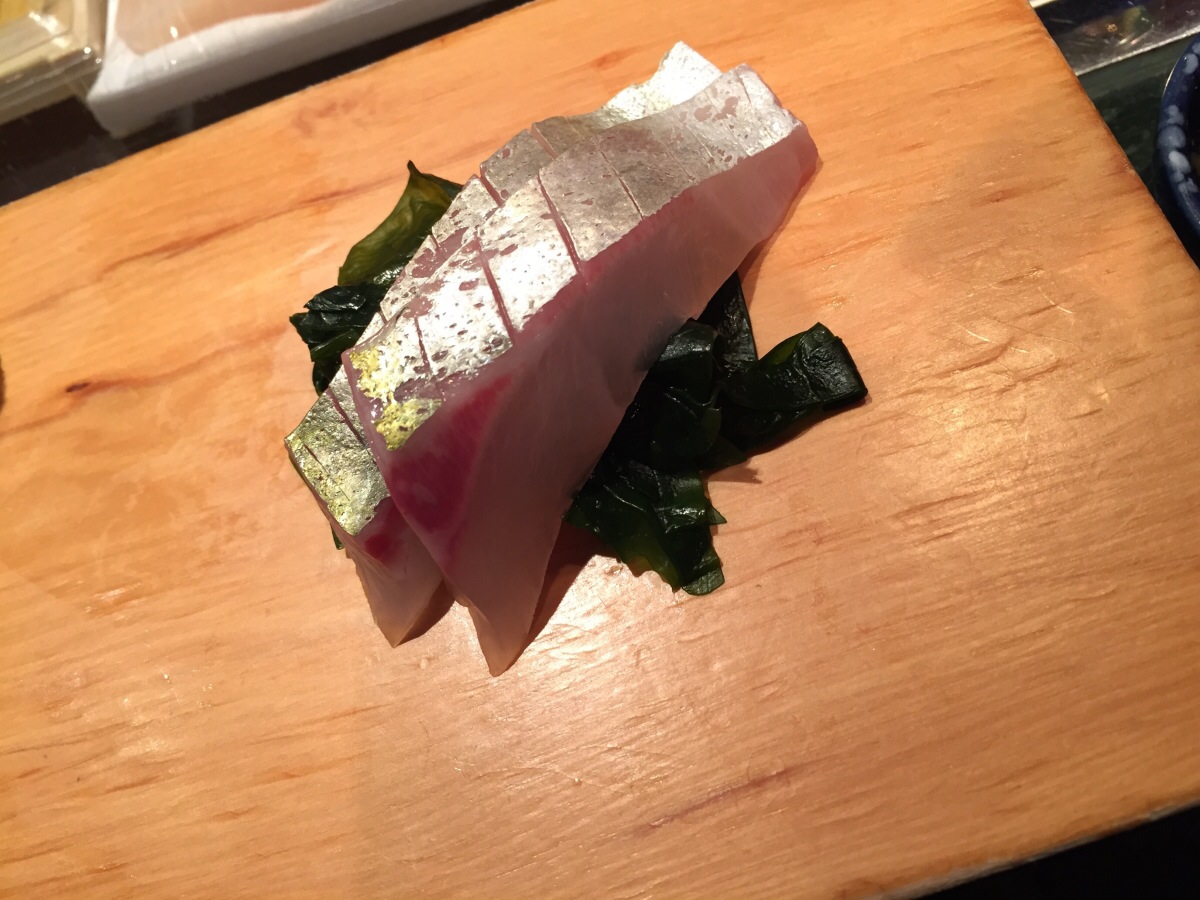 shima-aji sashimi (striped mackerel)