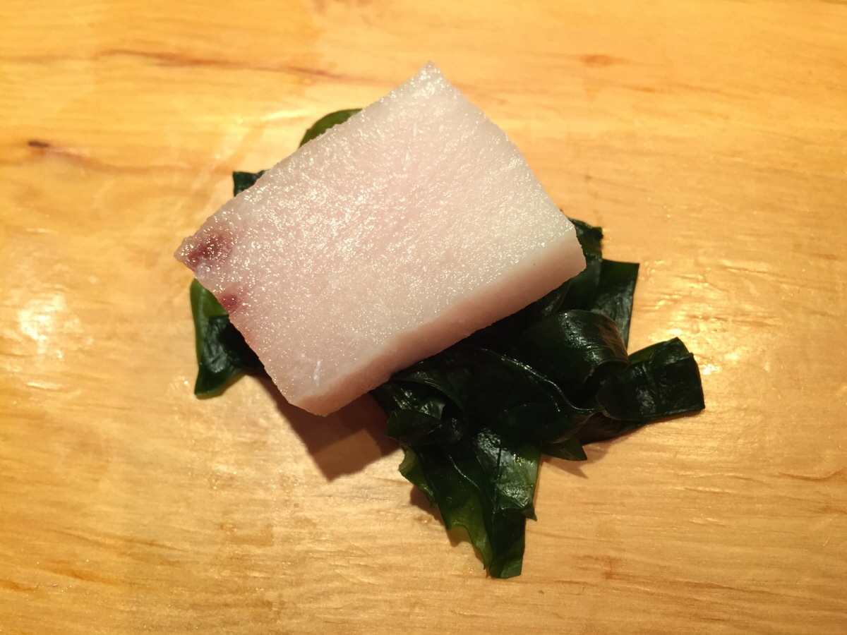 mekajiki sashimi (sword fish)