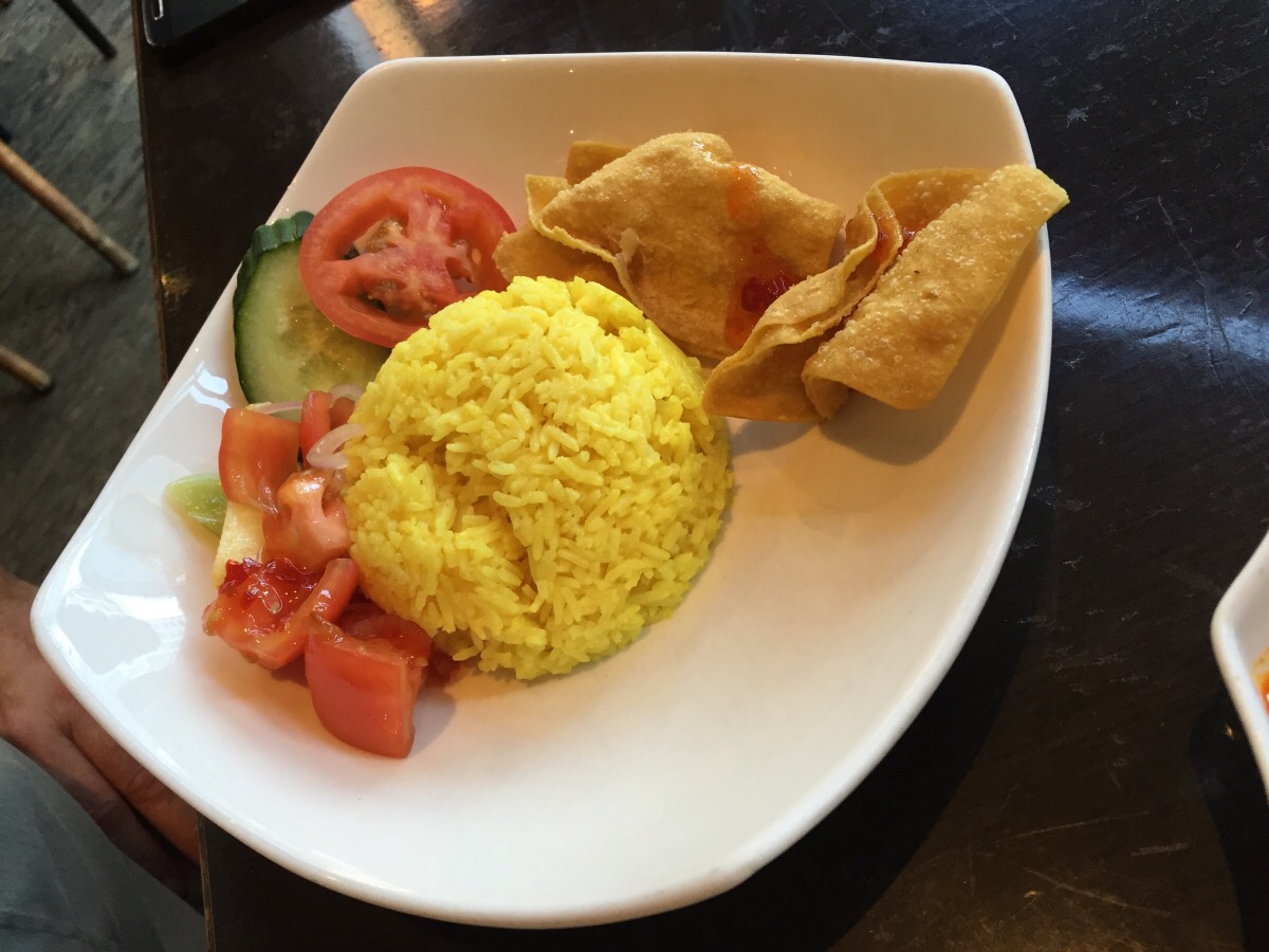 side yellow ginger rice 