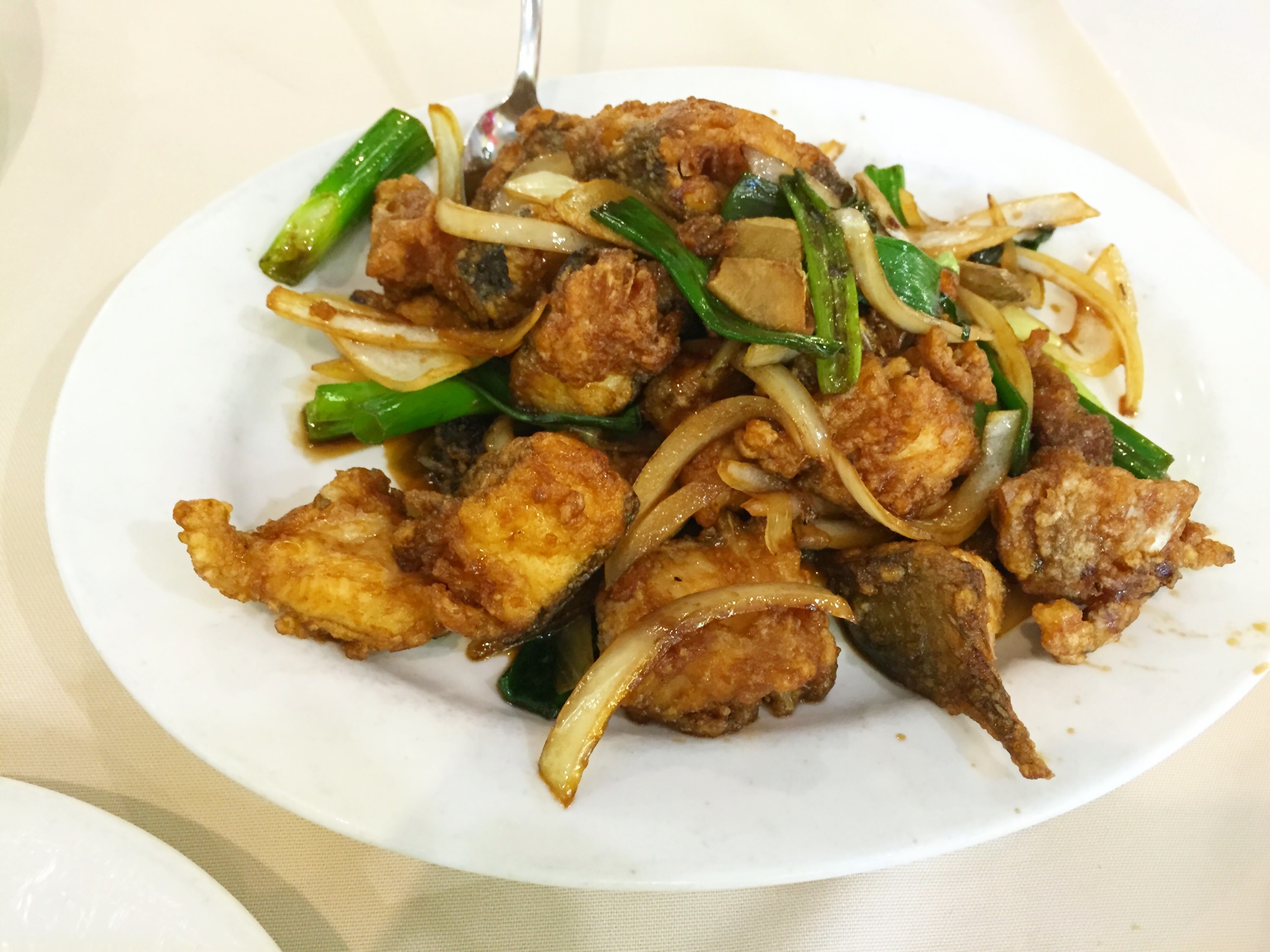 halibut stir-fry with onion