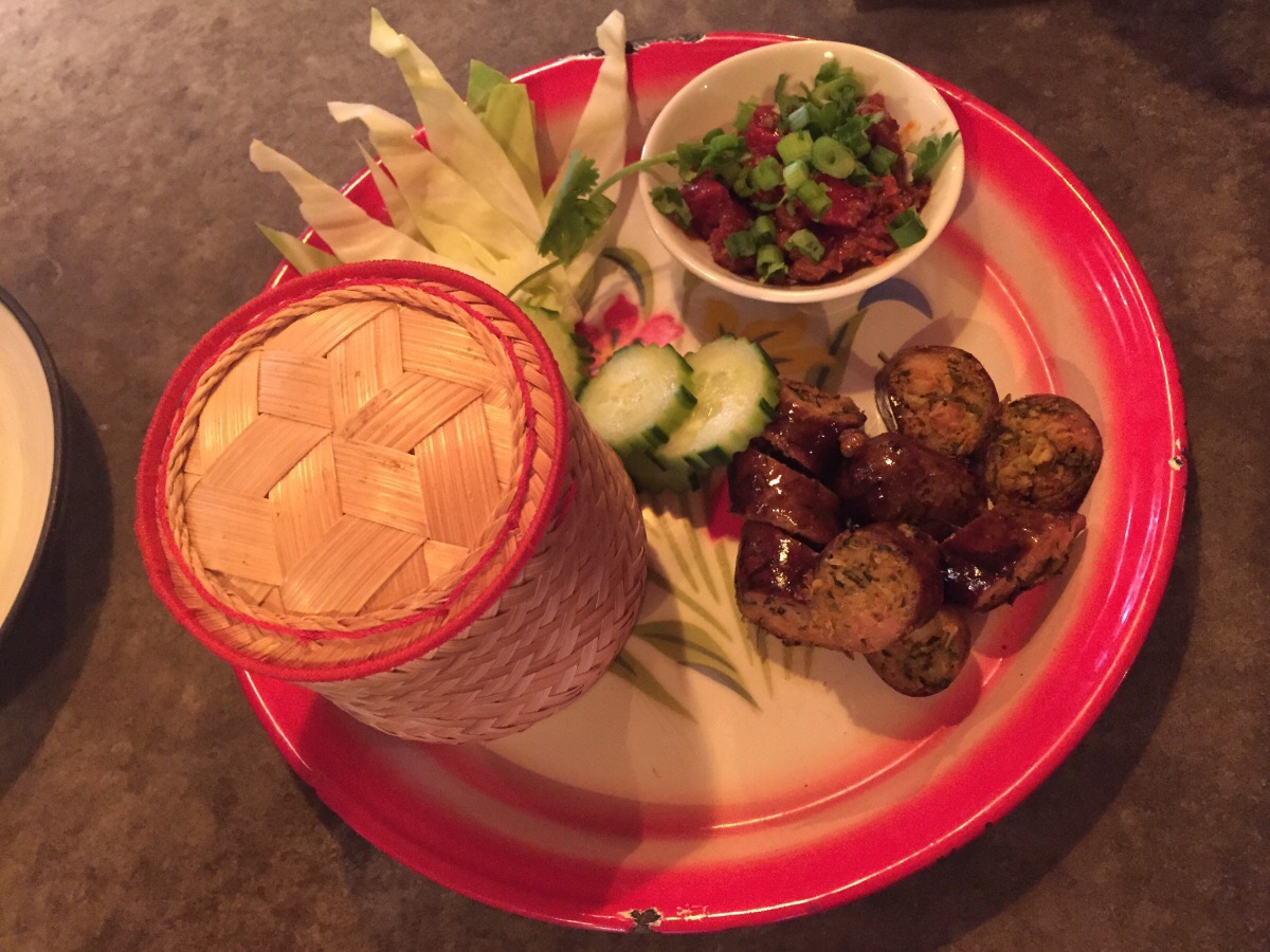 sai ua platter with northern Thai sausage