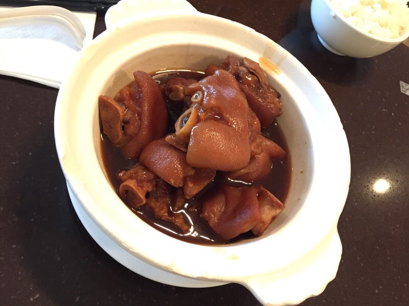Marinated Pork Knuckle with Rice