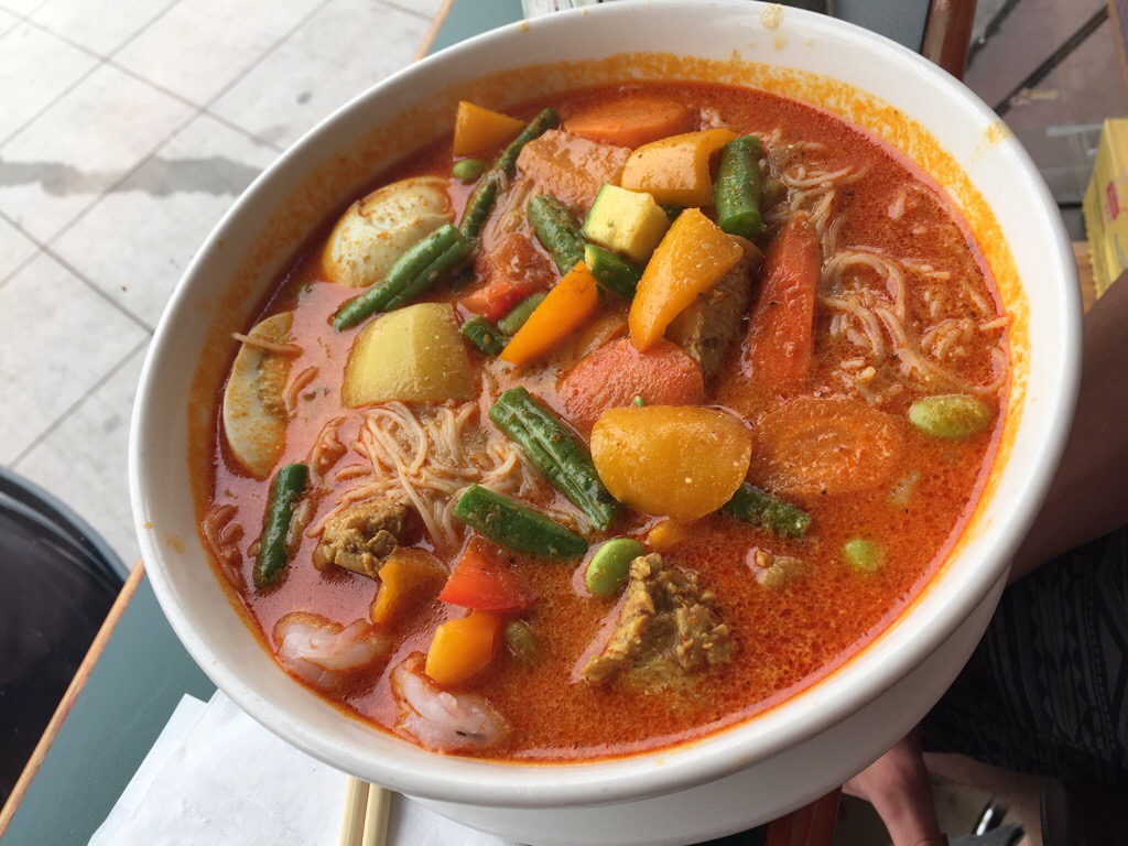 large laksa