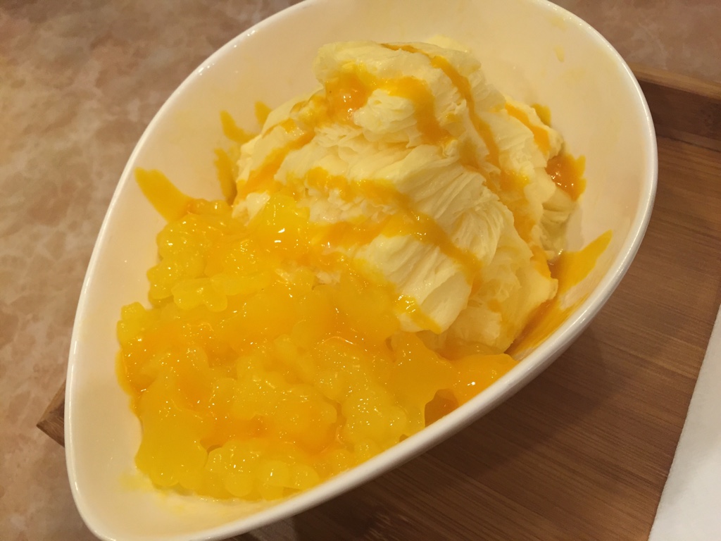 mango fluffy ice and mango jelly bears