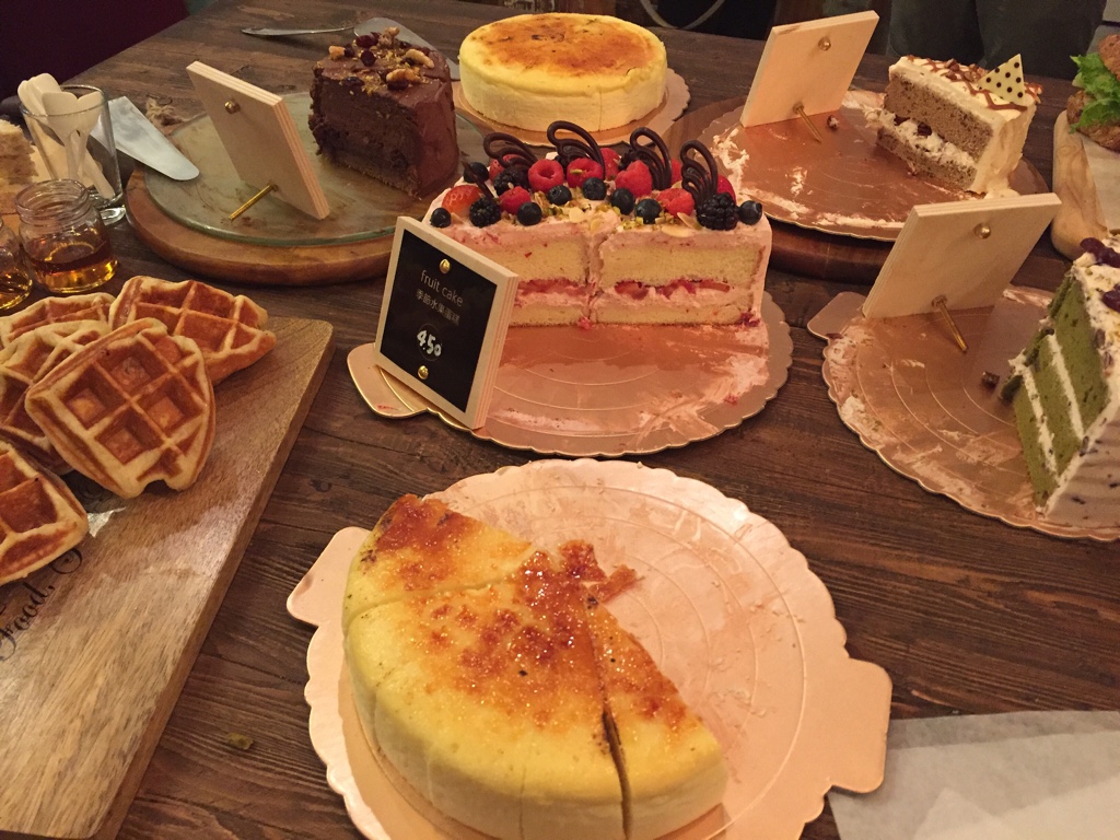 dessert selections at fondway cafe