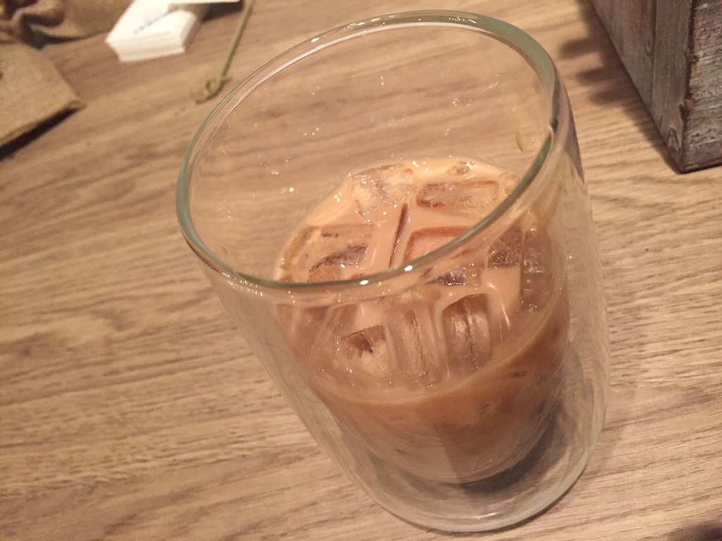 grass jelly milk tea