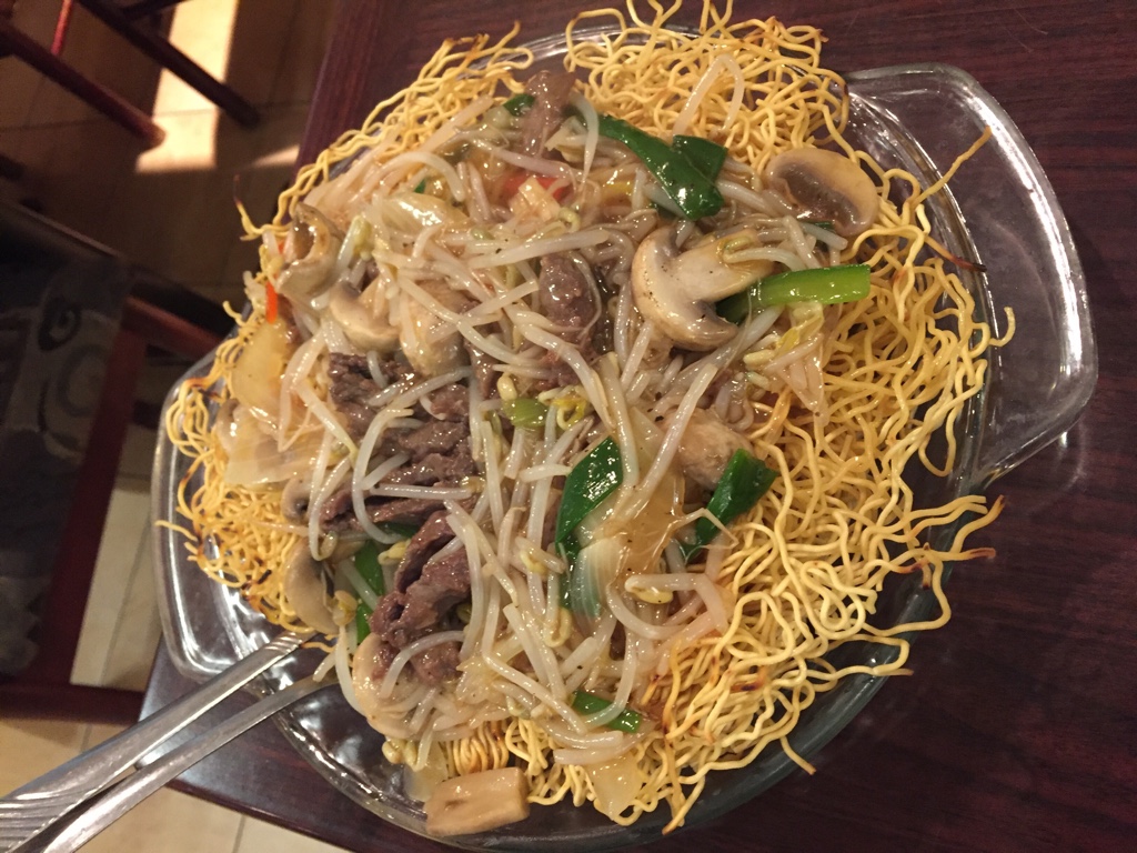 pork and bean sprout chow mein