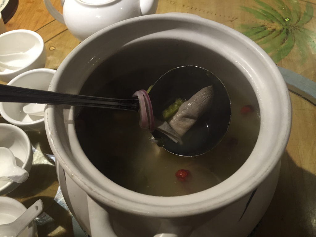 hog maw and white pepper soup