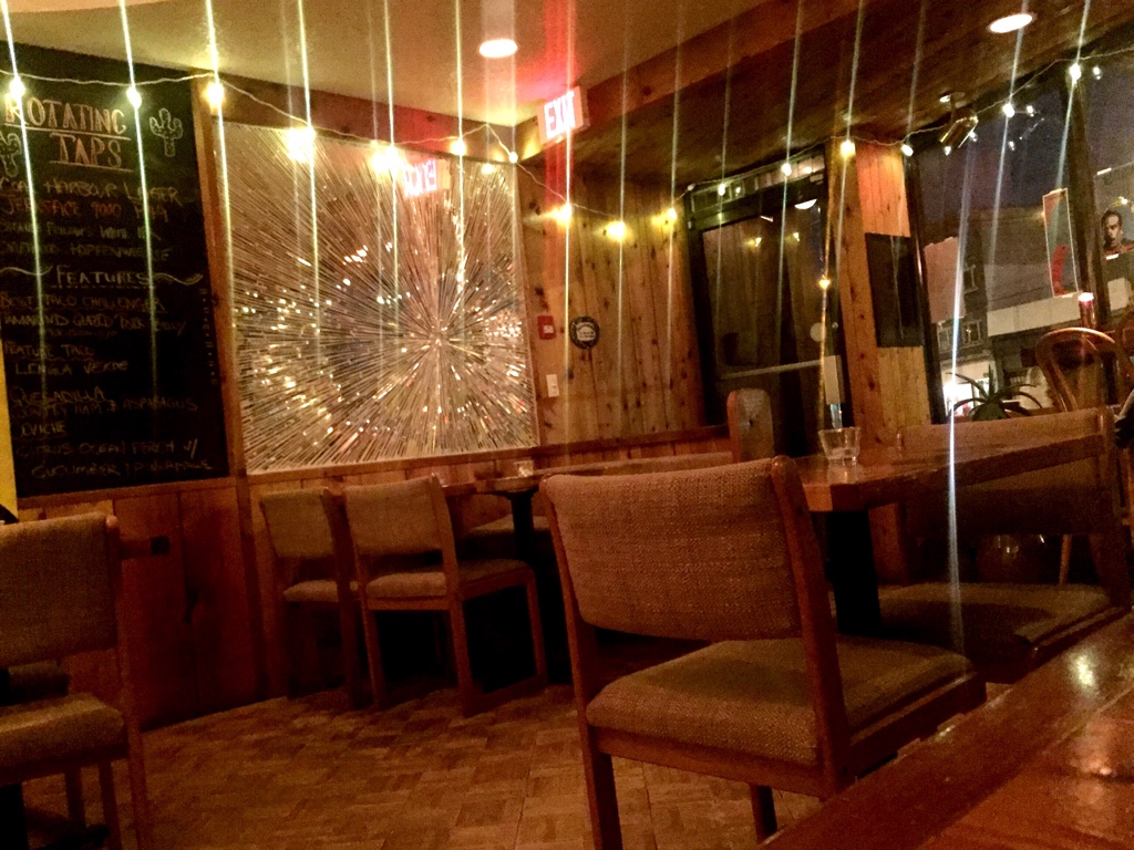 Los Cuervos Taqueria & Cantina