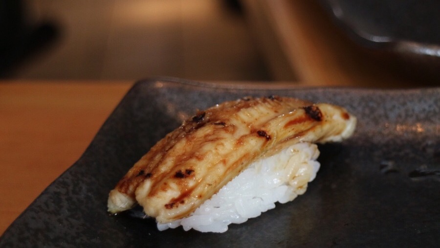 anago