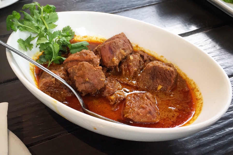 "rendang beef curry"