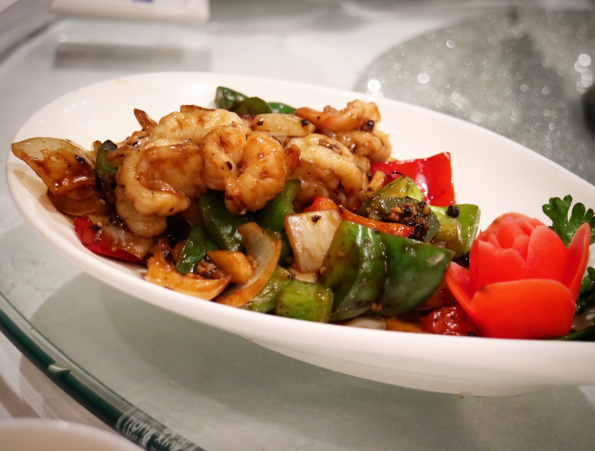 sautéed prawns in black <a style=