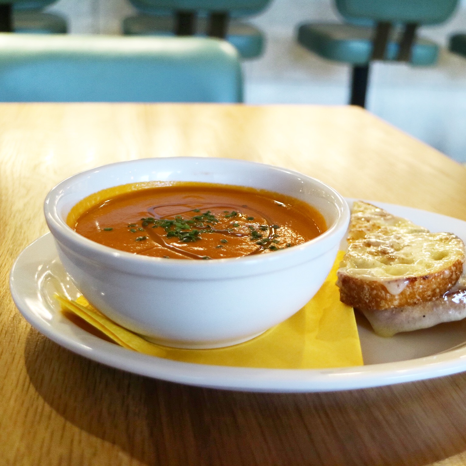 tomato soup and grilled cheese 