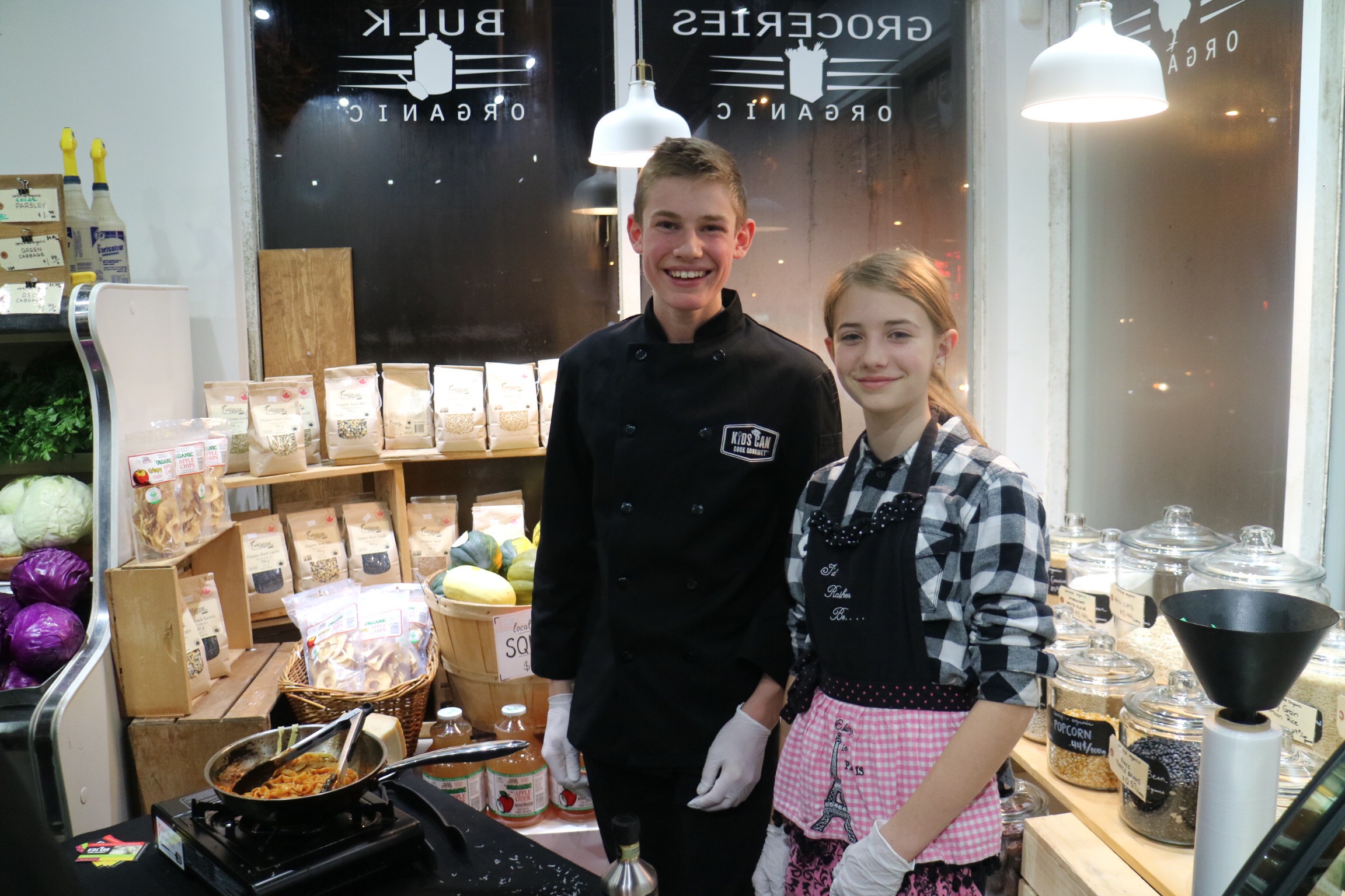 Skylar and Chloe of "Kids Can Cook"