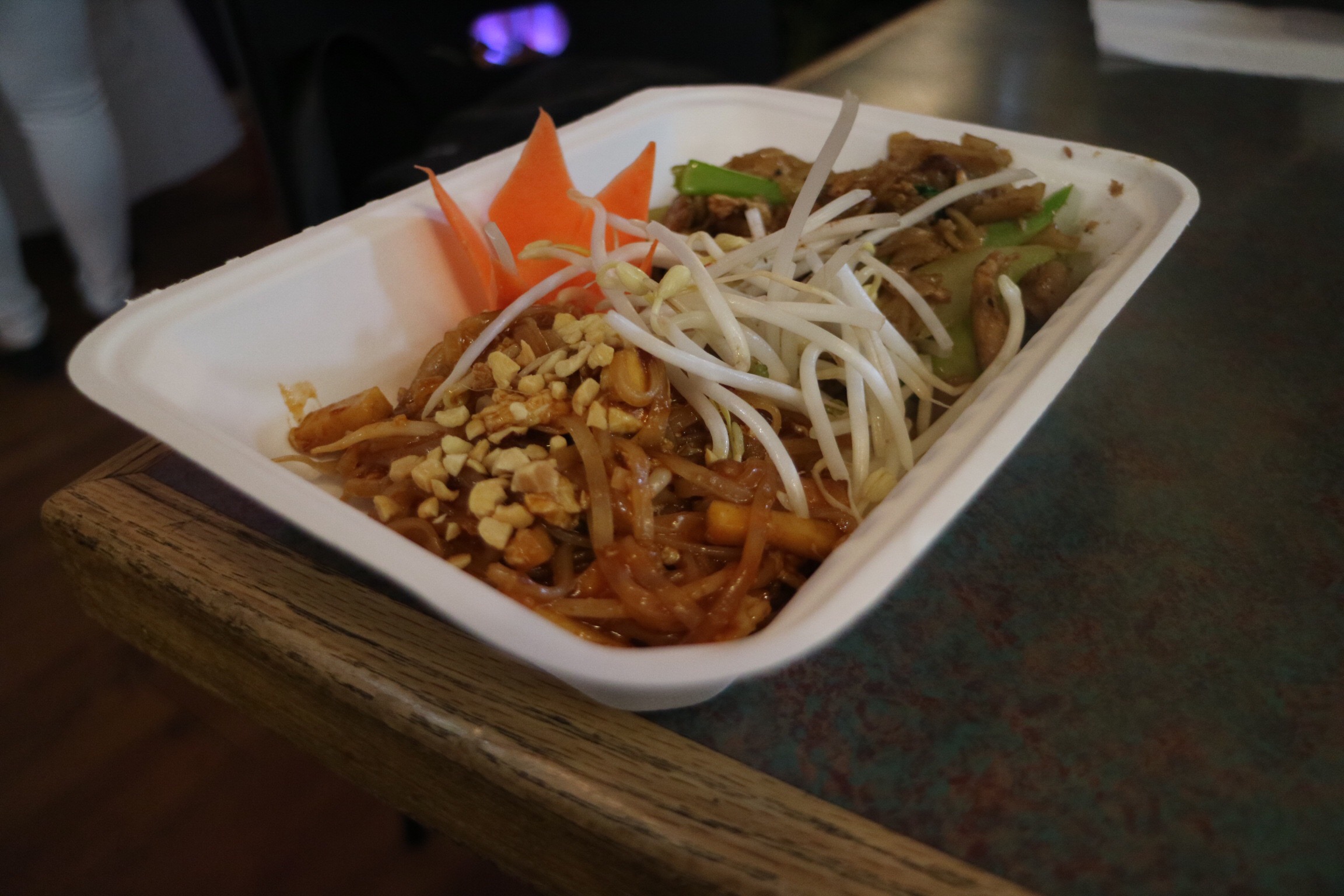 Tofu Pad Thai and Chicken Pad Sii-ew @ Thalilicious
