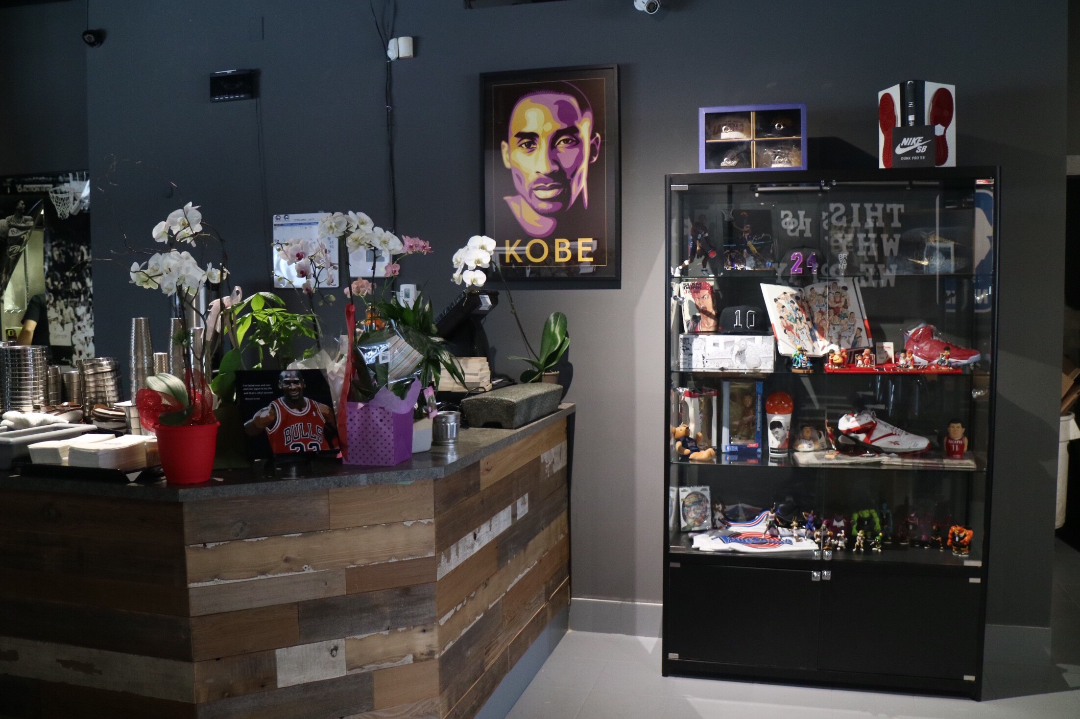 midam cafe & bistro