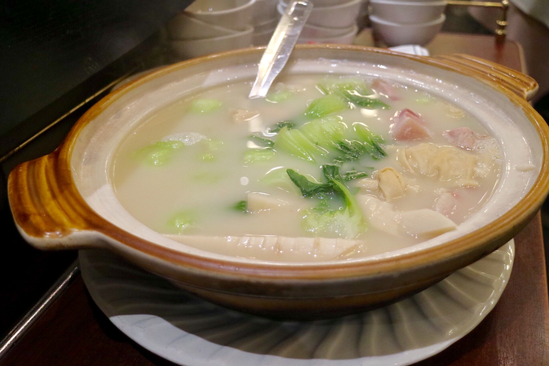 Soup with Salted Pork and Bean Curd Knots 