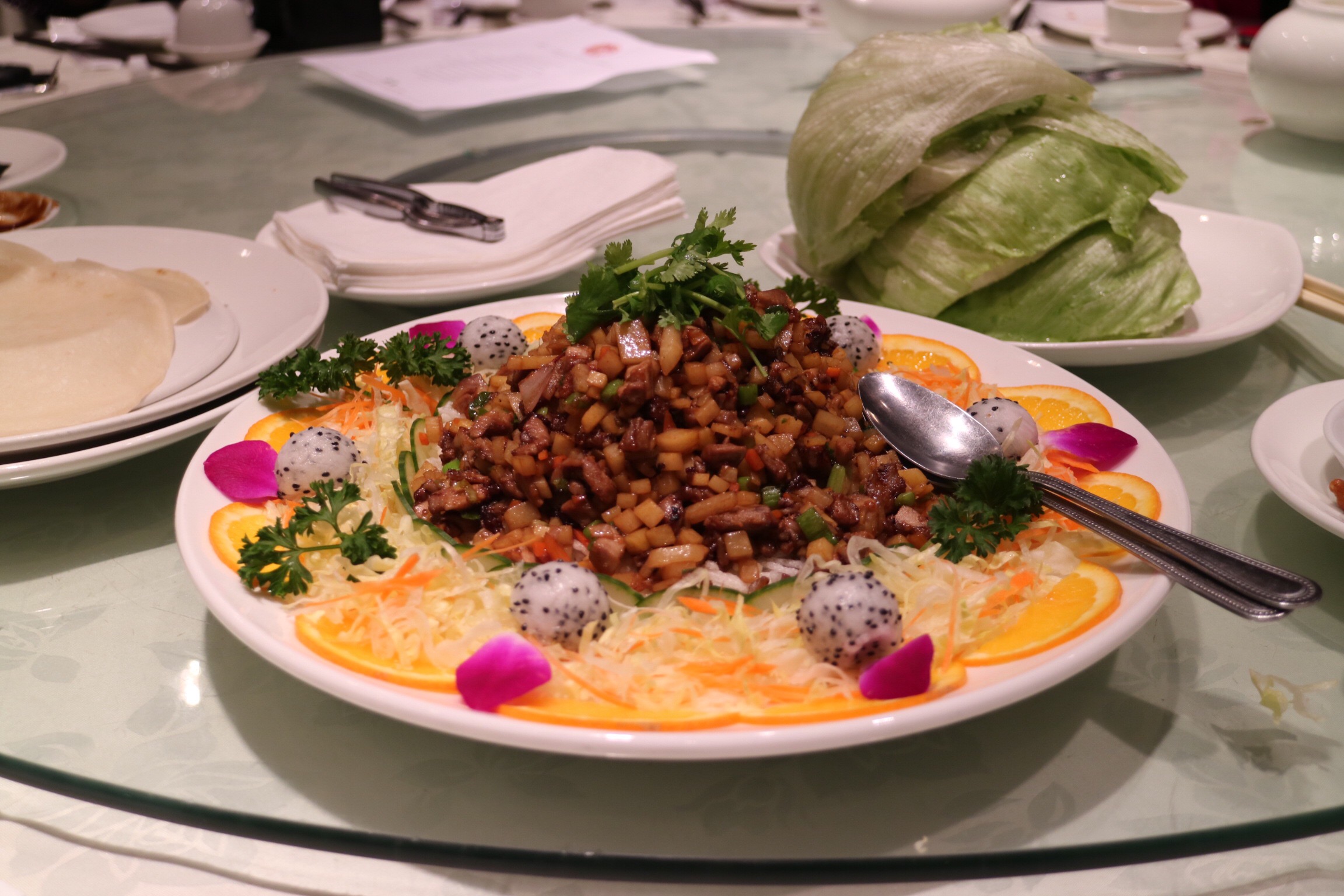 Duck meat with lettuce wraps