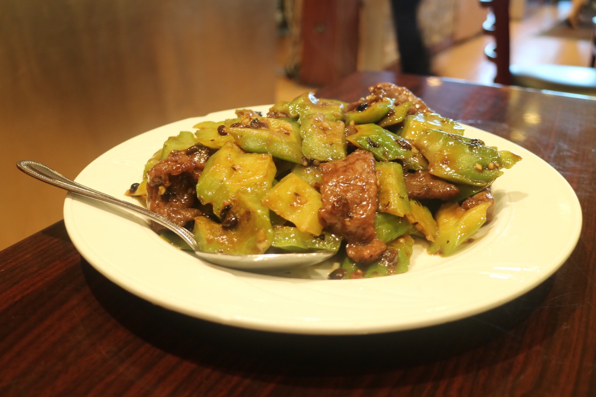 beef and bitter melon stir fry