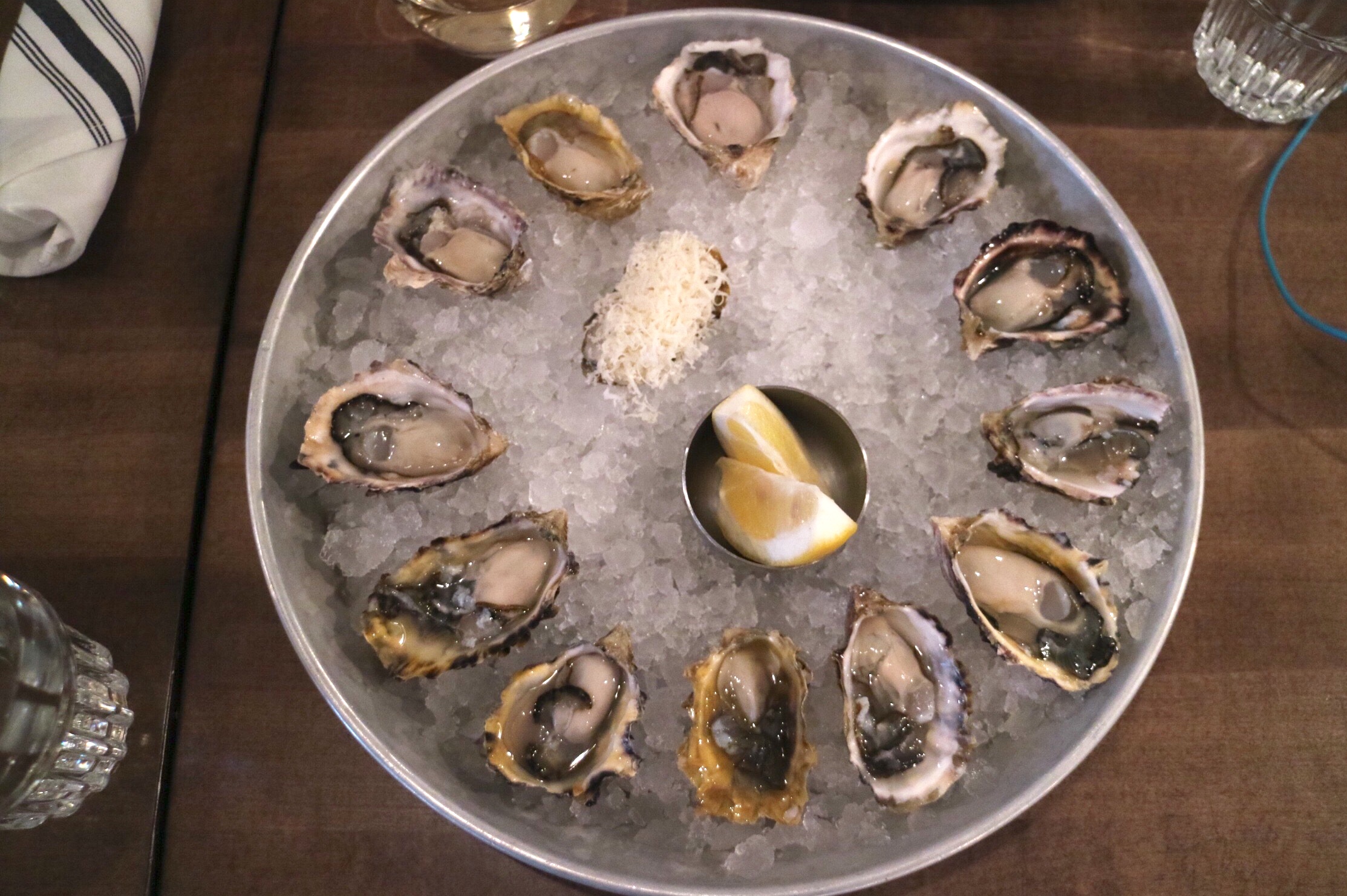 happy hour fresh oysters @ Hook Seabar