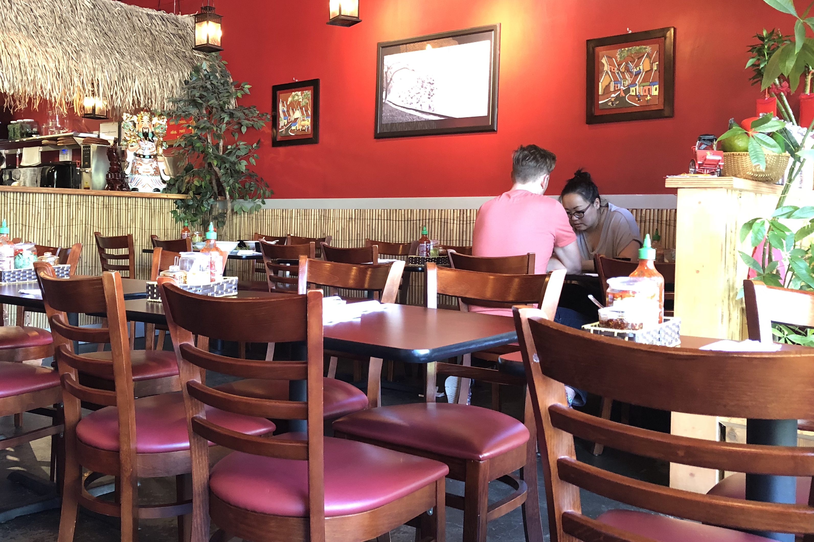 Mr. Red Cafe