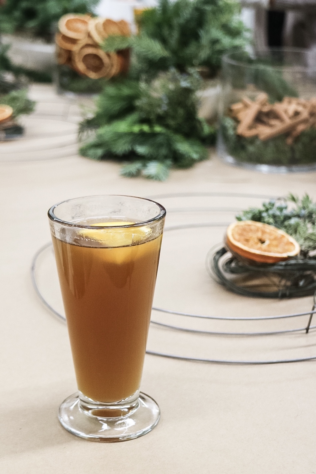 Hot Gin & Gingerbread