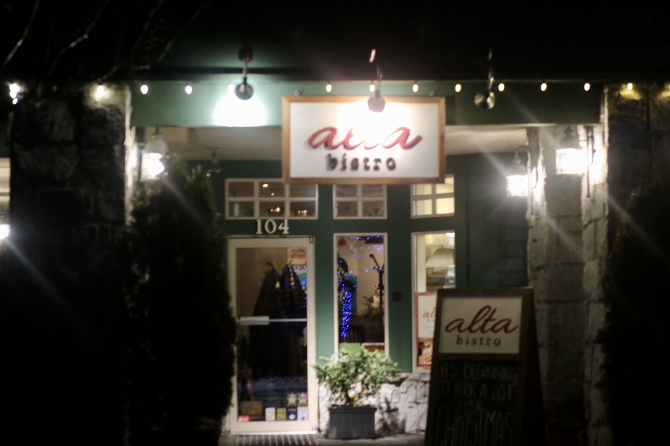 Alta Bistro