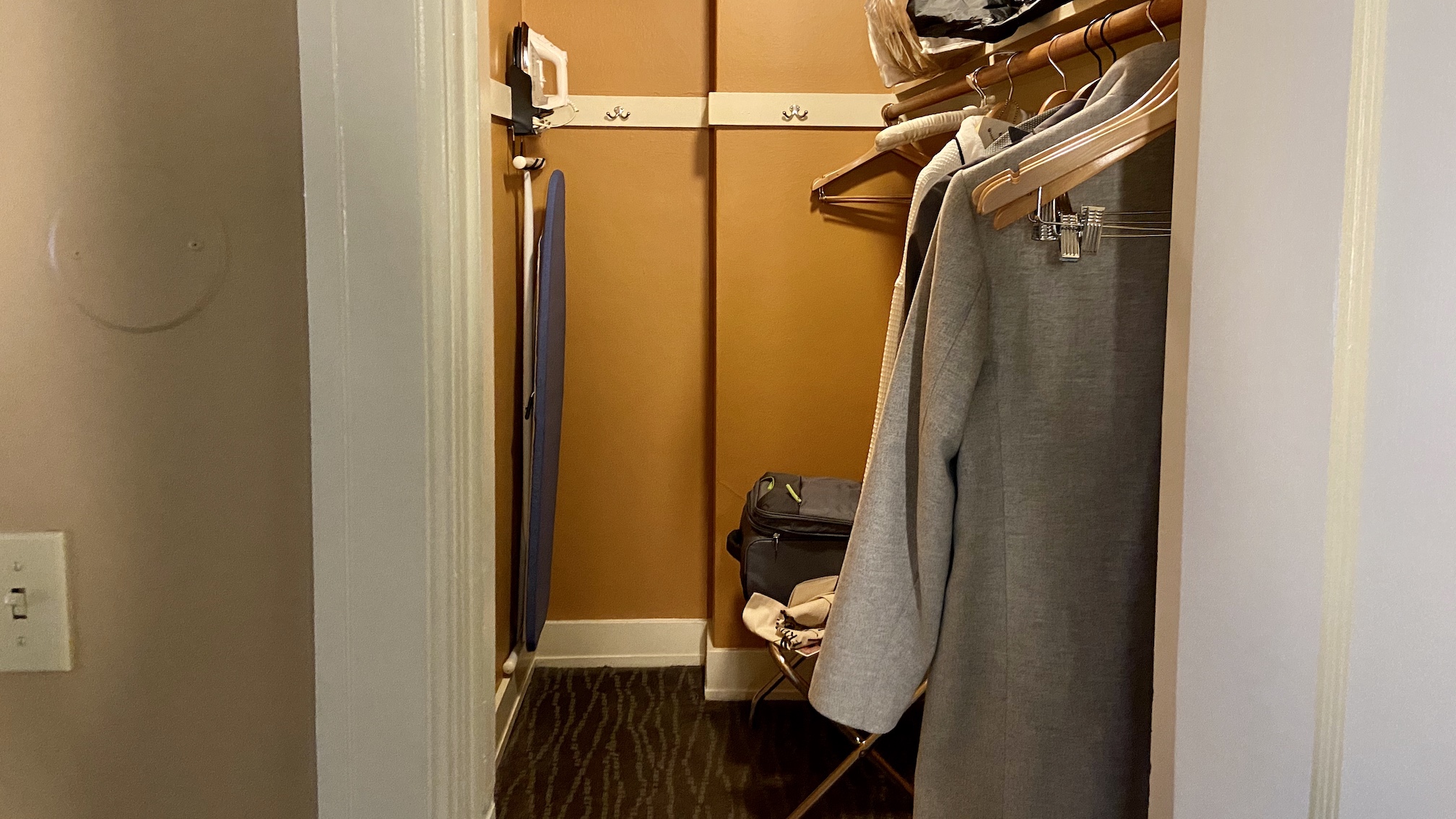 walk-in closet